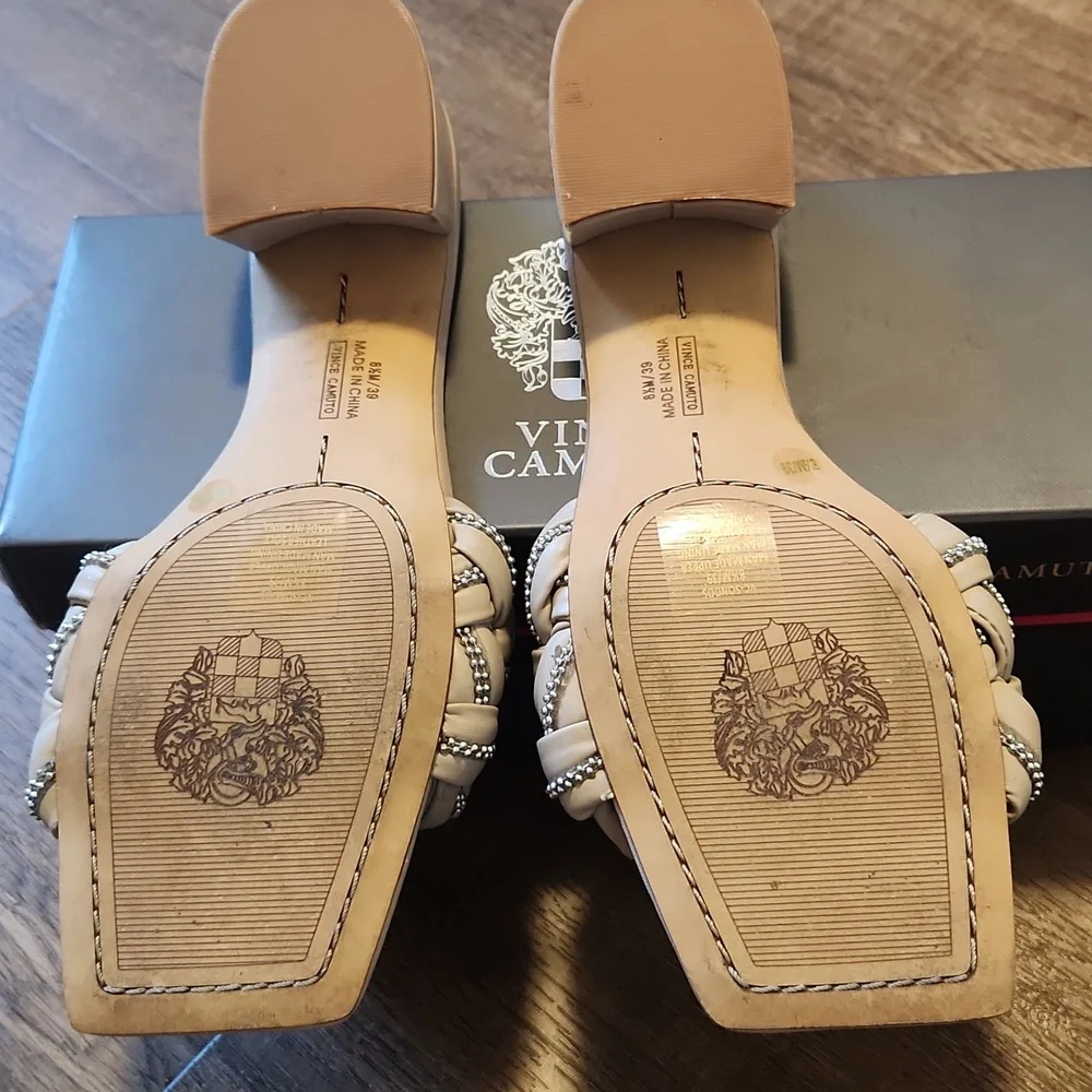 Vince Camuto heel sandals 8.5 - Picture 3 of 4